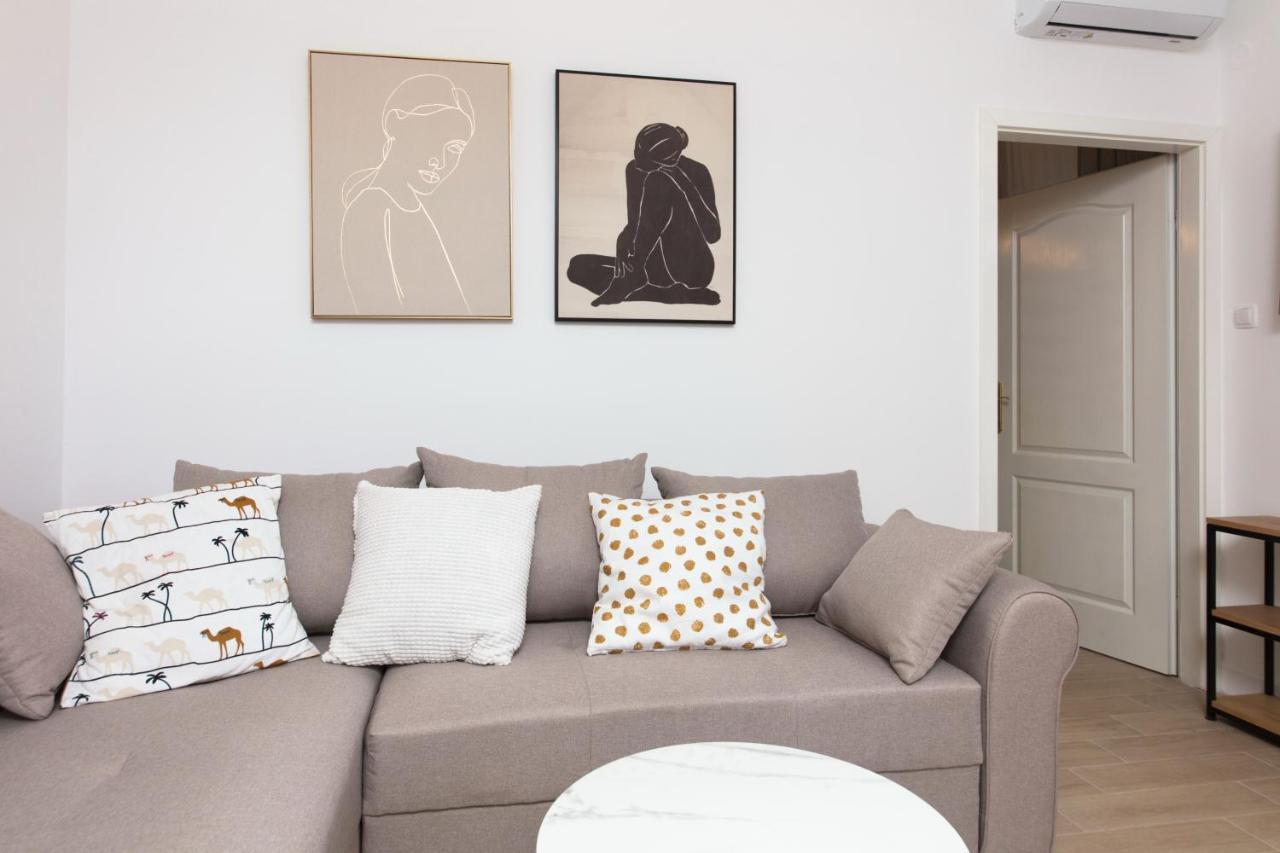 Spring Apartment ペラスト エクステリア 写真